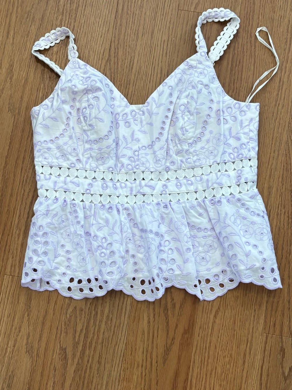 NWT Lilly Pulitzer White and Lavender Eyelet